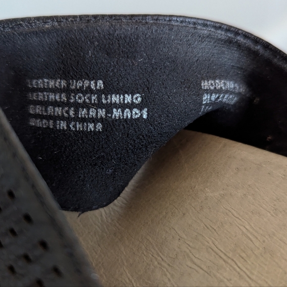 Earth Modena Marigold Black Leather Platform Sandal sz 11 - Picture 6 of 7